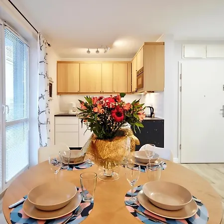 Apartament W Centrum Kolobrzegu Z Widokiem Na Rzeke Wyspa Solna Apartment